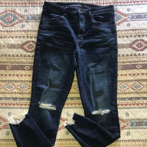 Brand NEW - High Waisted AE Jeans